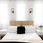Luxury Rooftop In Astir Apartment *