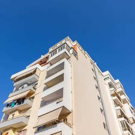 Luxury Rooftop In Astir Lägenhet Tirana