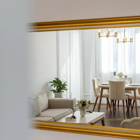 Luxury Rooftop In Astir * 티라나