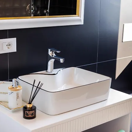 Luxury Rooftop In Astir 아파트 *