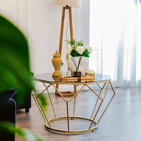 Luxury Rooftop In Astir * 티라나