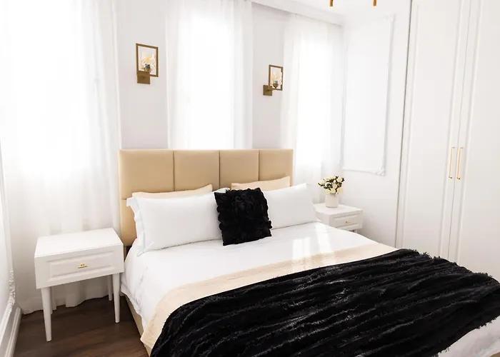 Apartamento Luxury Rooftop In Astir Tirana