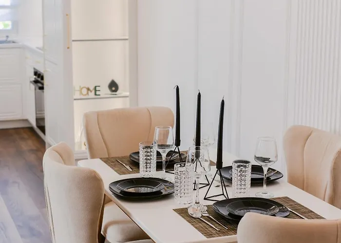 Apartamento Luxury Rooftop In Astir Tirana